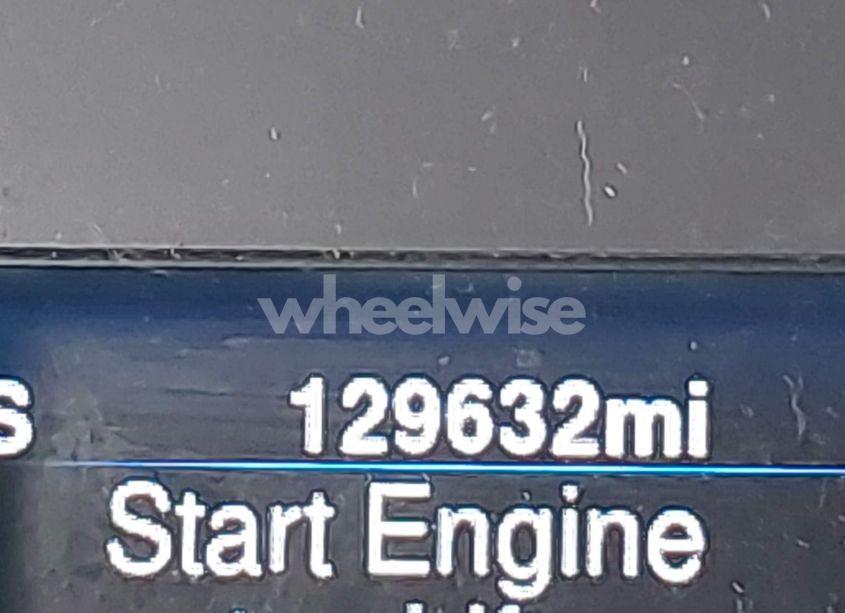 Photo 15 of 2014 Chrysler 300 300S (VIN 2C3CCABG7EH221929)