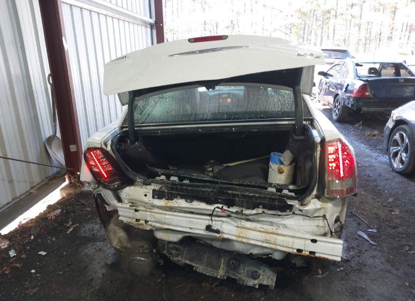 Photo 17 of 2014 Chrysler 300 300S (VIN 2C3CCABG7EH355193)