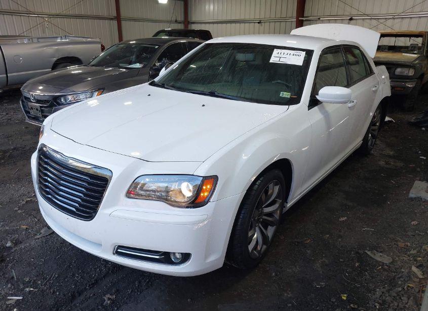 Photo 2 of 2014 Chrysler 300 300S (VIN 2C3CCABG7EH355193)