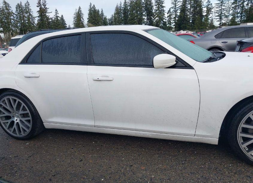 Photo 14 of 2015 Chrysler 300 S (VIN 2C3CCABG7FH859163)