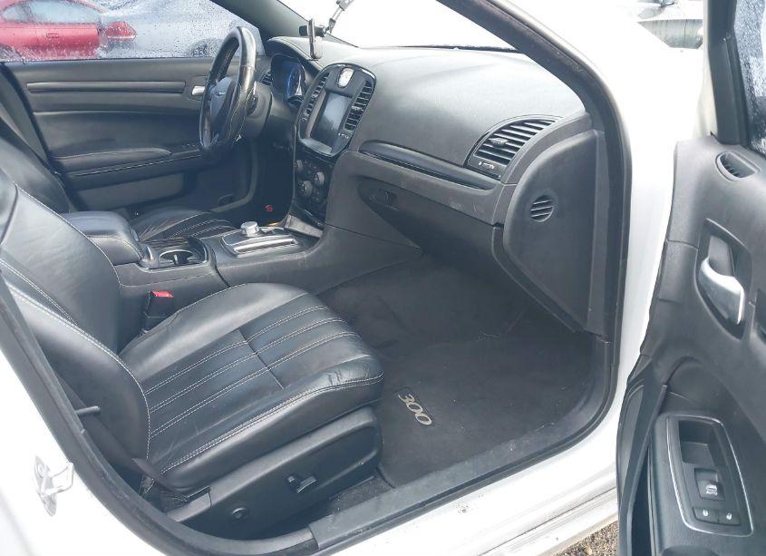 Photo 5 of 2015 Chrysler 300 S (VIN 2C3CCABG7FH859163)