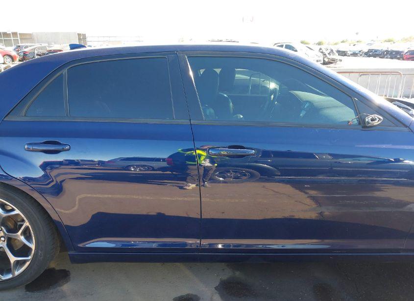 Photo 14 of 2016 Chrysler 300 300S (VIN 2C3CCABG7GH144837)