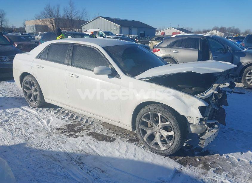 2021 Chrysler 300 300S (VIN 2C3CCABG7MH554758) main photo