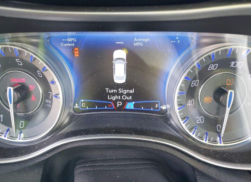 Photo 15 of 2021 Chrysler 300 300S (VIN 2C3CCABG7MH598856)