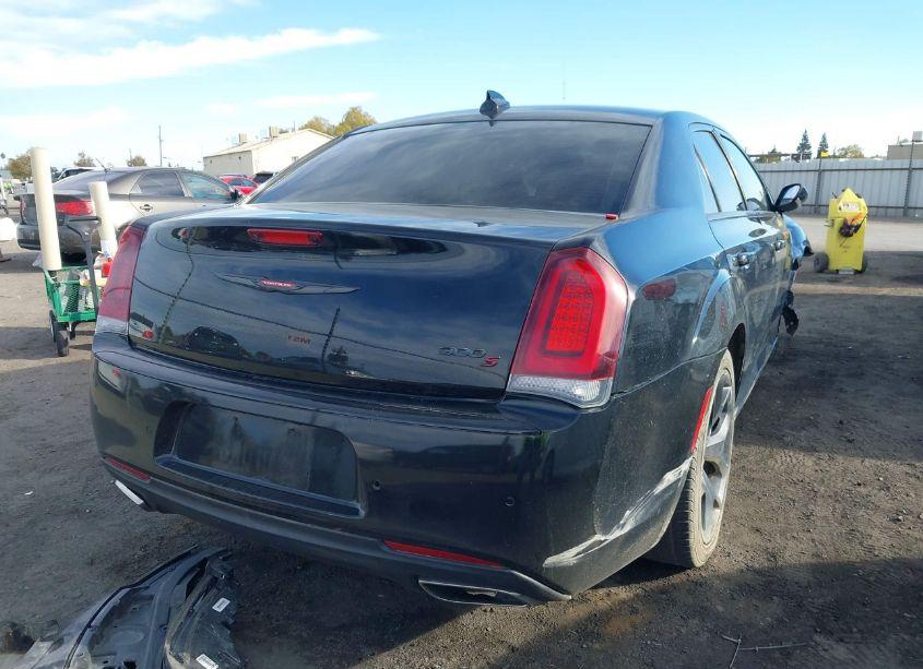 Photo 4 of 2021 Chrysler 300 300S (VIN 2C3CCABG7MH598856)