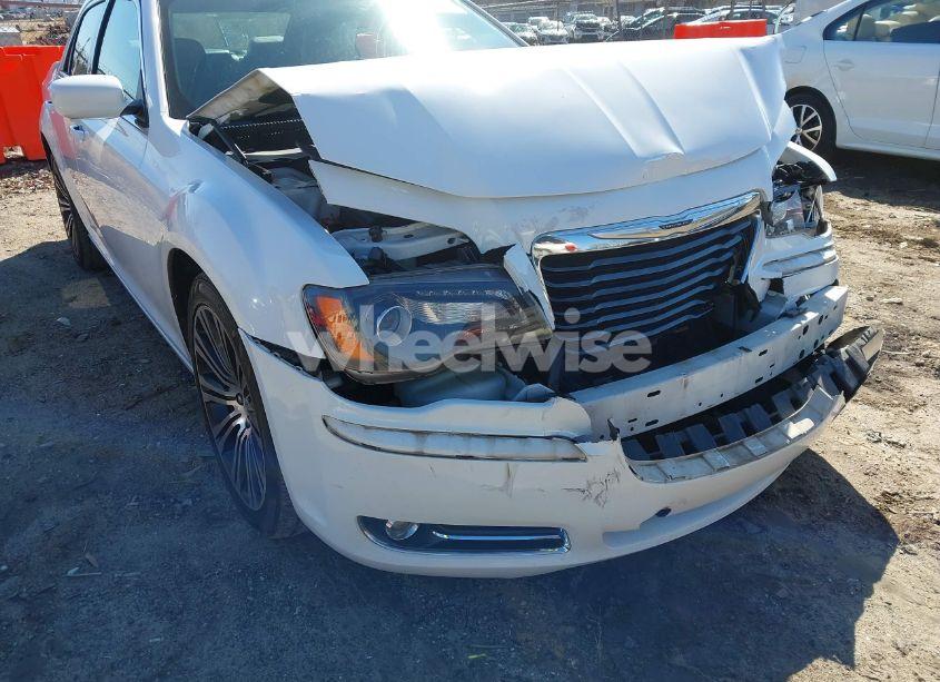 Photo 12 of 2014 Chrysler 300 300S (VIN 2C3CCABG8EH180954)