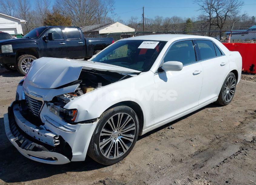 Photo 2 of 2014 Chrysler 300 300S (VIN 2C3CCABG8EH180954)