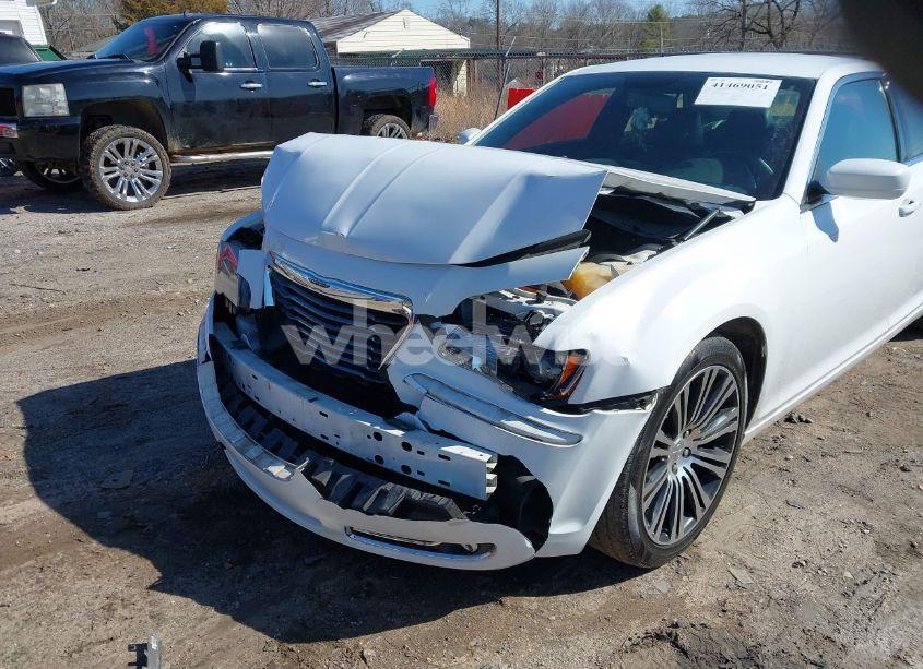 Photo 6 of 2014 Chrysler 300 300S (VIN 2C3CCABG8EH180954)