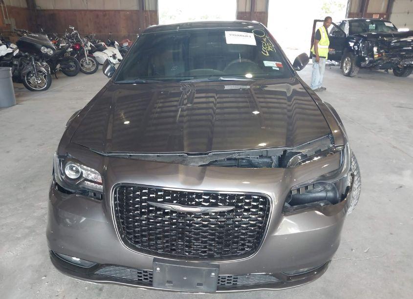 Photo 12 of 2021 Chrysler 300 300S (VIN 2C3CCABG8MH524071)