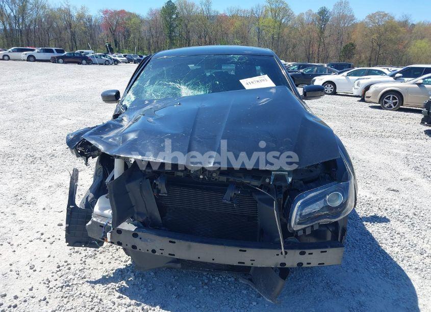 Photo 11 of 2021 Chrysler 300 300S (VIN 2C3CCABG8MH585792)
