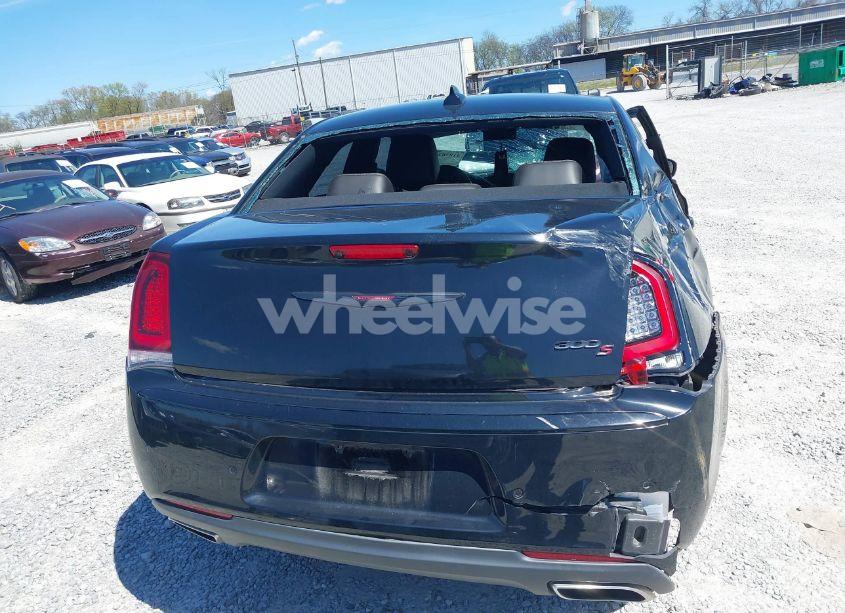 Photo 15 of 2021 Chrysler 300 300S (VIN 2C3CCABG8MH585792)