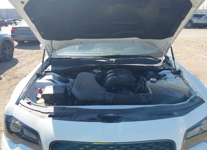 Photo 10 of 2023 Chrysler 300 300S (VIN 2C3CCABG8PH609058)