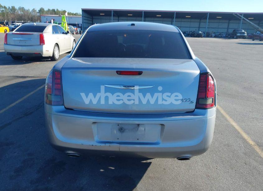Photo 16 of 2014 Chrysler 300 300S (VIN 2C3CCABG9EH315925)