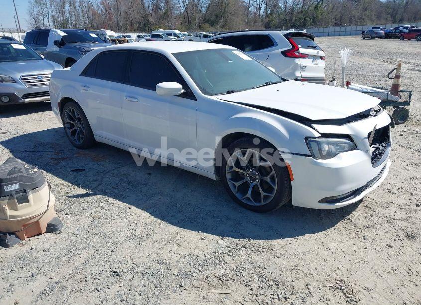 2015 Chrysler 300 300S (VIN 2C3CCABG9FH736013) main photo