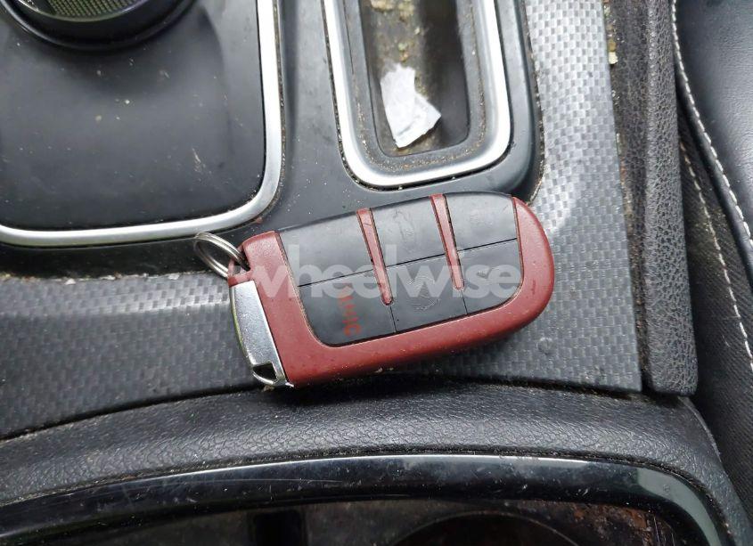 Photo 11 of 2015 Chrysler 300 300S (VIN 2C3CCABG9FH921565)