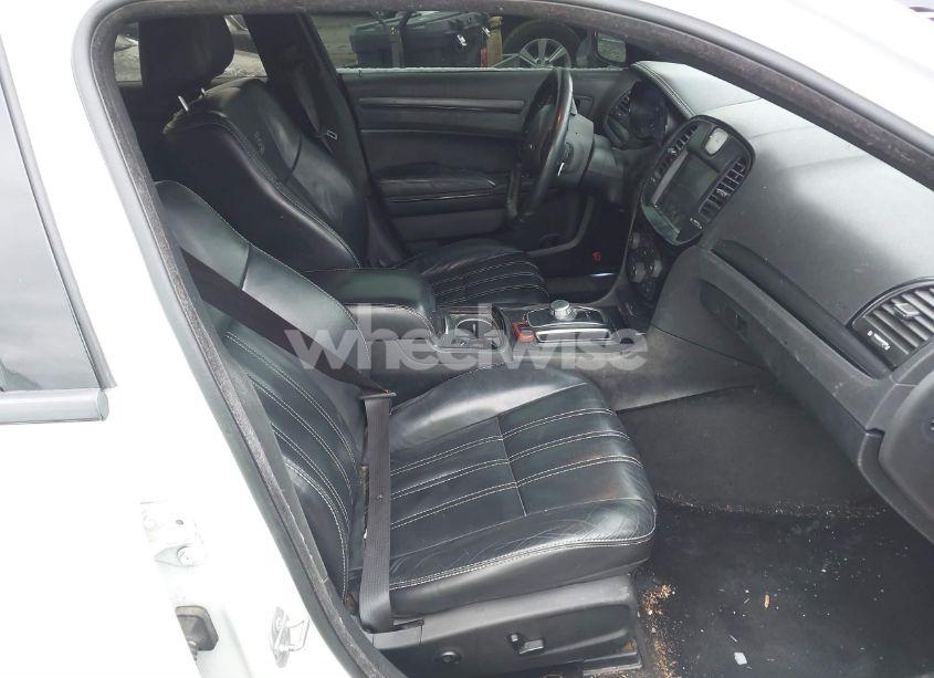 Photo 5 of 2015 Chrysler 300 300S (VIN 2C3CCABG9FH921565)