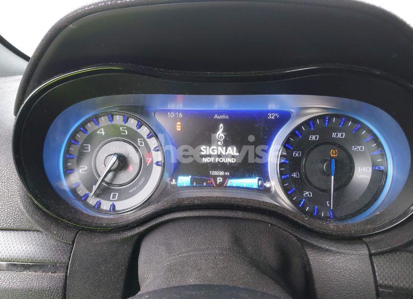 Photo 7 of 2015 Chrysler 300 300S (VIN 2C3CCABG9FH921565)