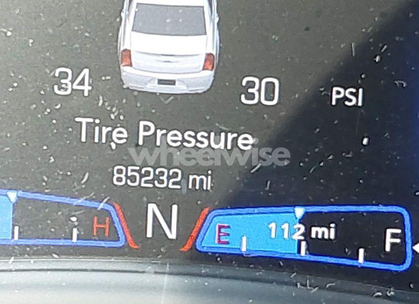 Photo 16 of 2019 Chrysler 300 300S (VIN 2C3CCABG9KH562695)