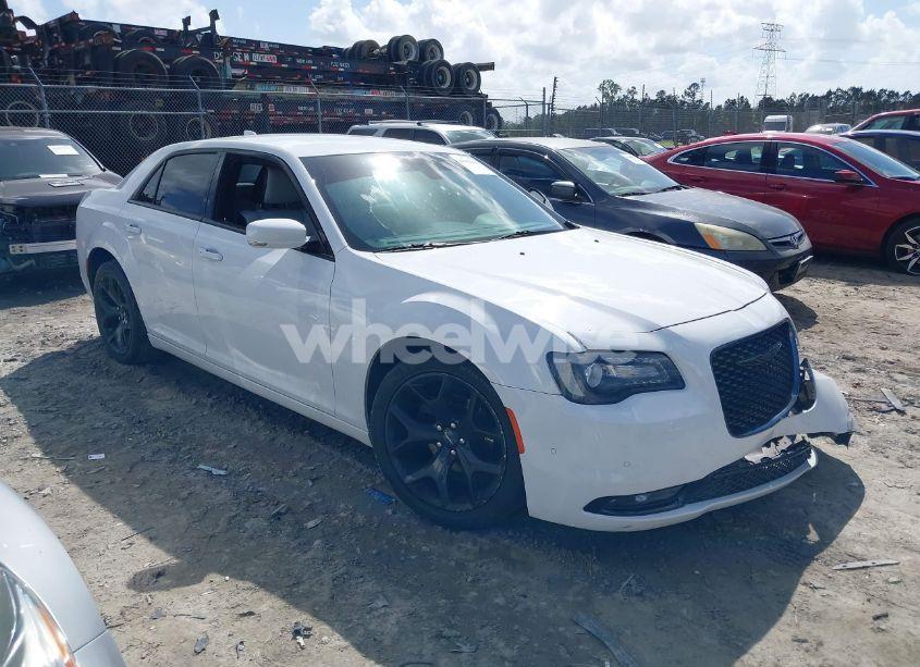 Photo 13 of 2021 Chrysler 300 300S (VIN 2C3CCABG9MH532714)