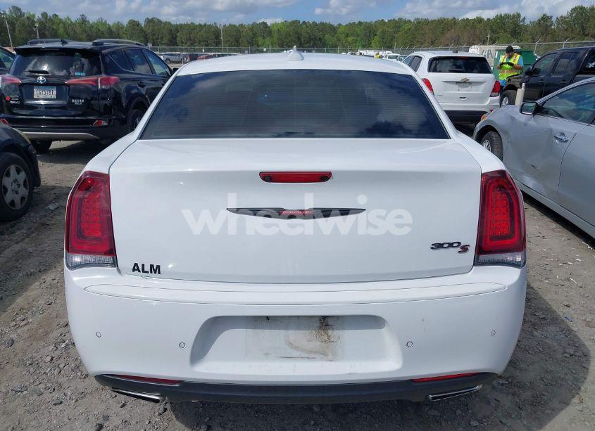 Photo 16 of 2021 Chrysler 300 300S (VIN 2C3CCABG9MH532714)