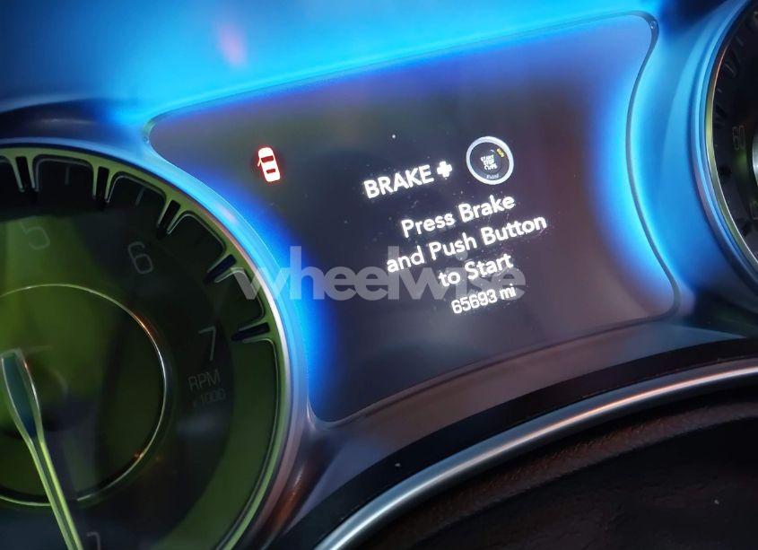 Photo 15 of 2021 Chrysler 300 300S (VIN 2C3CCABG9MH545687)