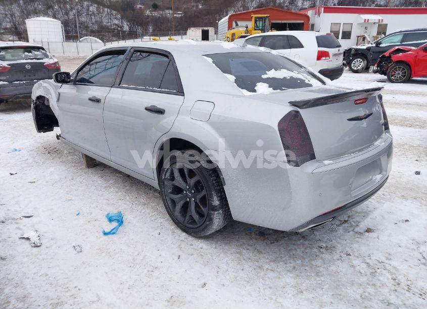 Photo 3 of 2021 Chrysler 300 300S (VIN 2C3CCABG9MH545687)