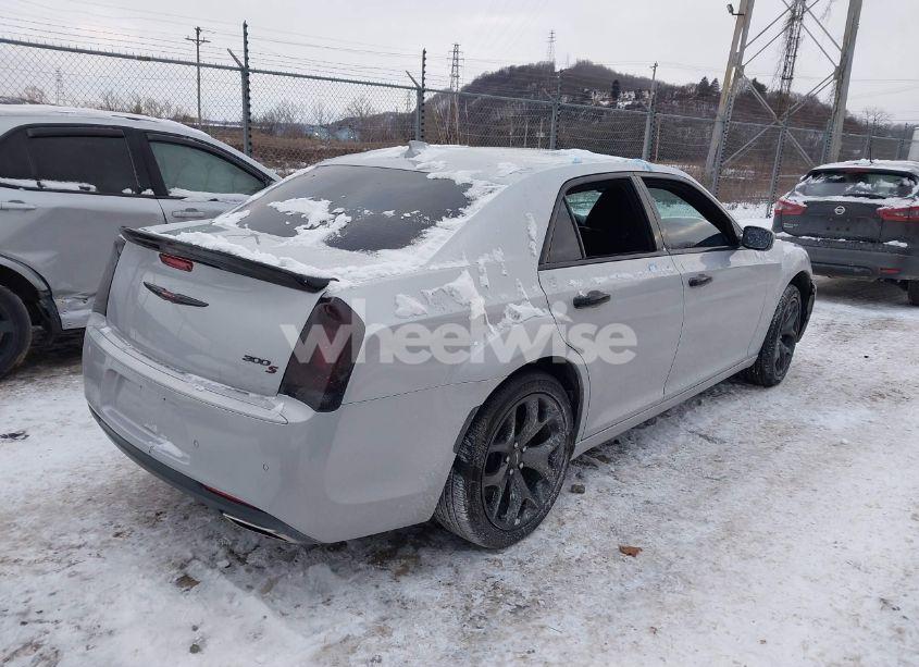 Photo 4 of 2021 Chrysler 300 300S (VIN 2C3CCABG9MH545687)