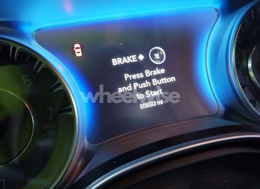 Photo 7 of 2021 Chrysler 300 300S (VIN 2C3CCABG9MH545687)