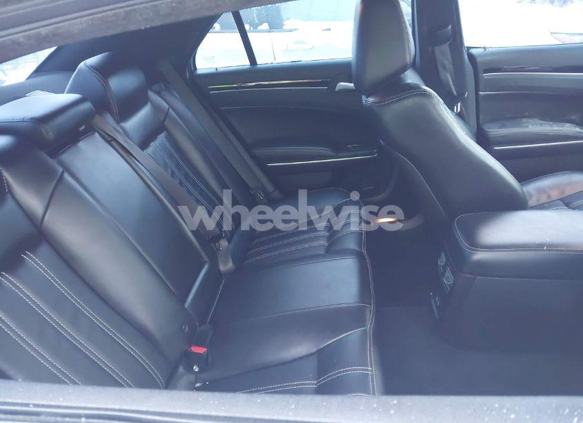 Photo 8 of 2021 Chrysler 300 300S (VIN 2C3CCABG9MH545687)