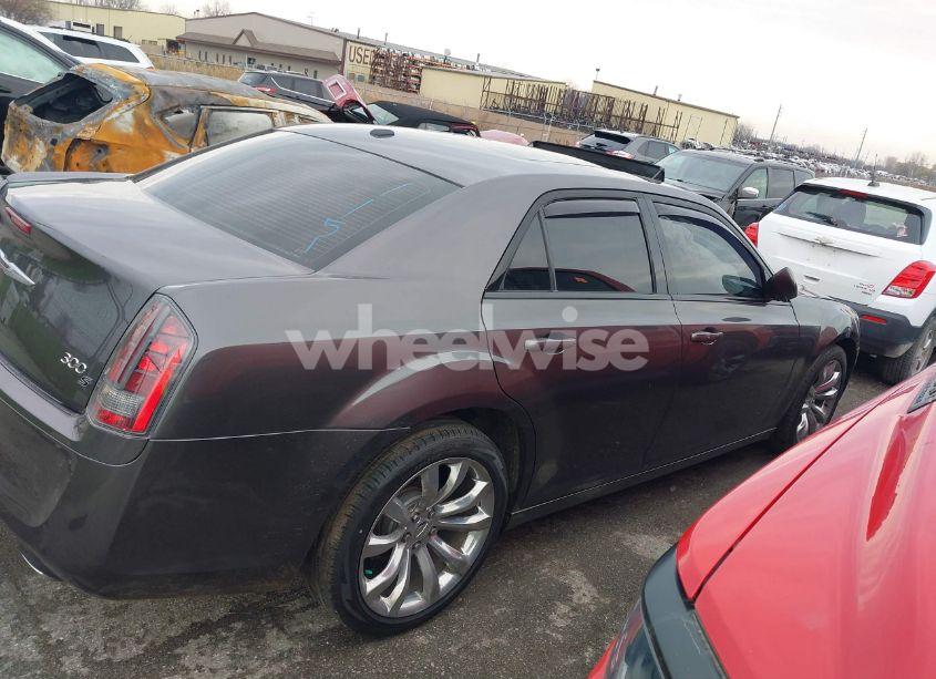 Photo 14 of 2014 Chrysler 300 (VIN 2C3CCABGXEH361151)