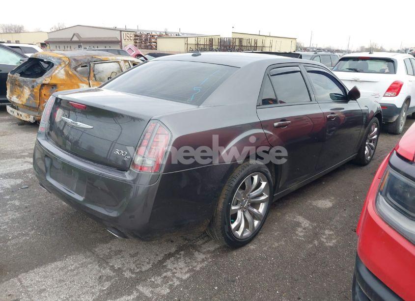 Photo 4 of 2014 Chrysler 300 (VIN 2C3CCABGXEH361151)