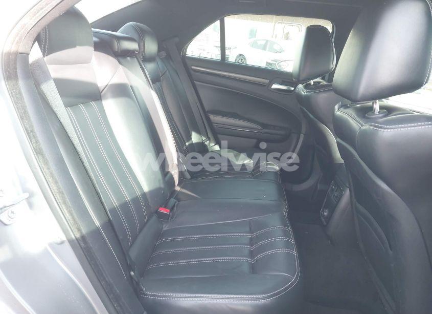 Photo 8 of 2014 Chrysler 300 S (VIN 2C3CCABGXEH361165)