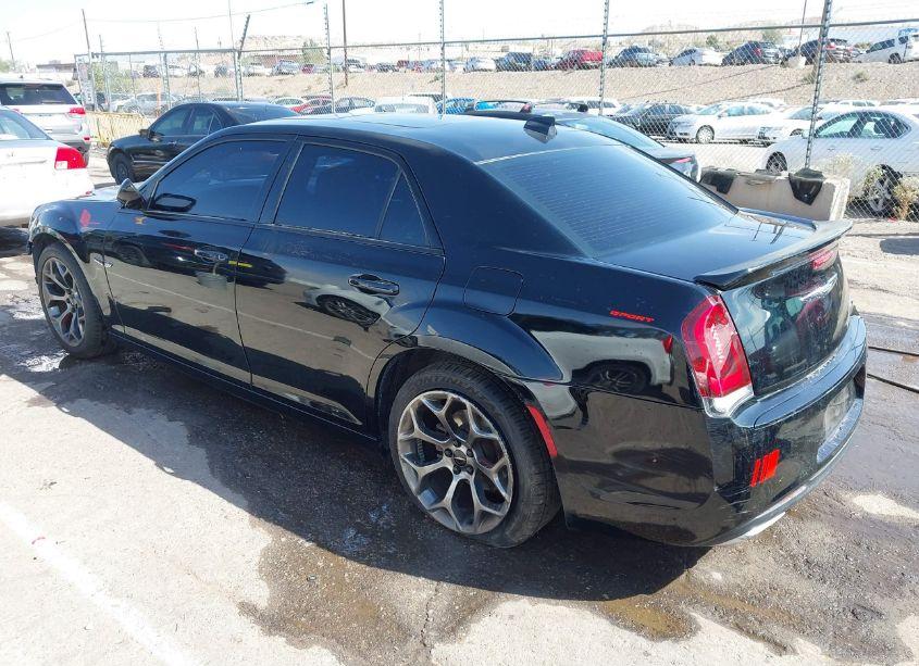 Photo 15 of 2015 Chrysler 300 300S (VIN 2C3CCABGXFH756481)
