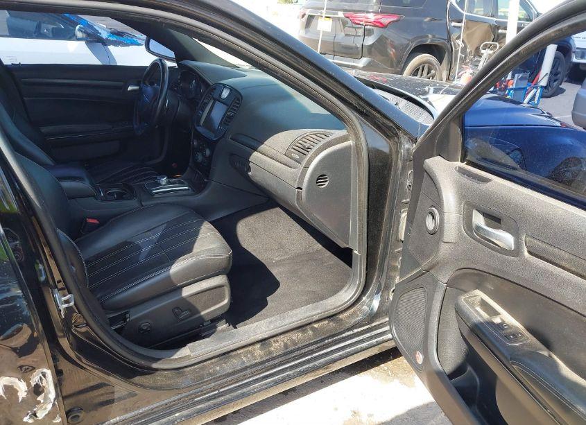 Photo 5 of 2015 Chrysler 300 300S (VIN 2C3CCABGXFH756481)