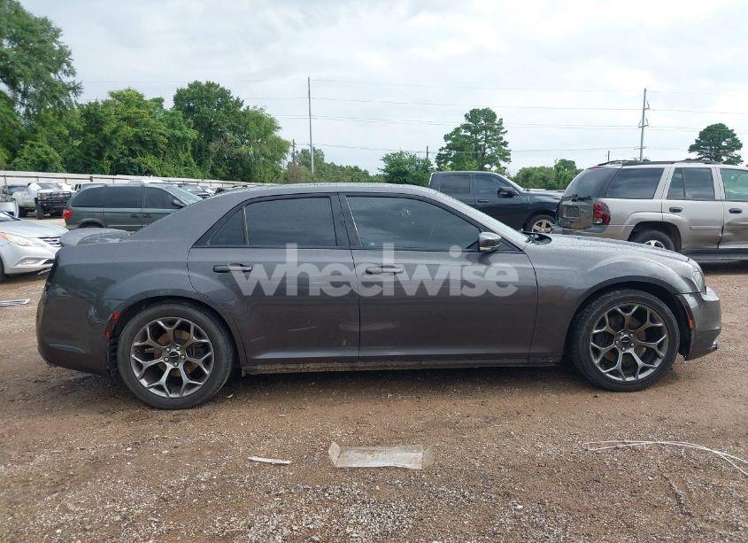 Photo 17 of 2015 Chrysler 300 (VIN 2C3CCABT1FH921783)