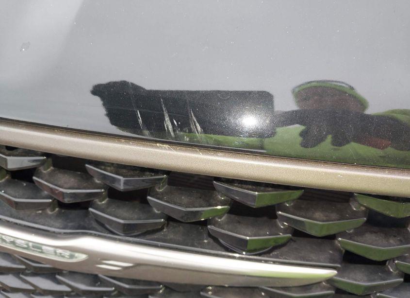 Photo 6 of 2019 Chrysler 300 300S (VIN 2C3CCABT2KH614097)