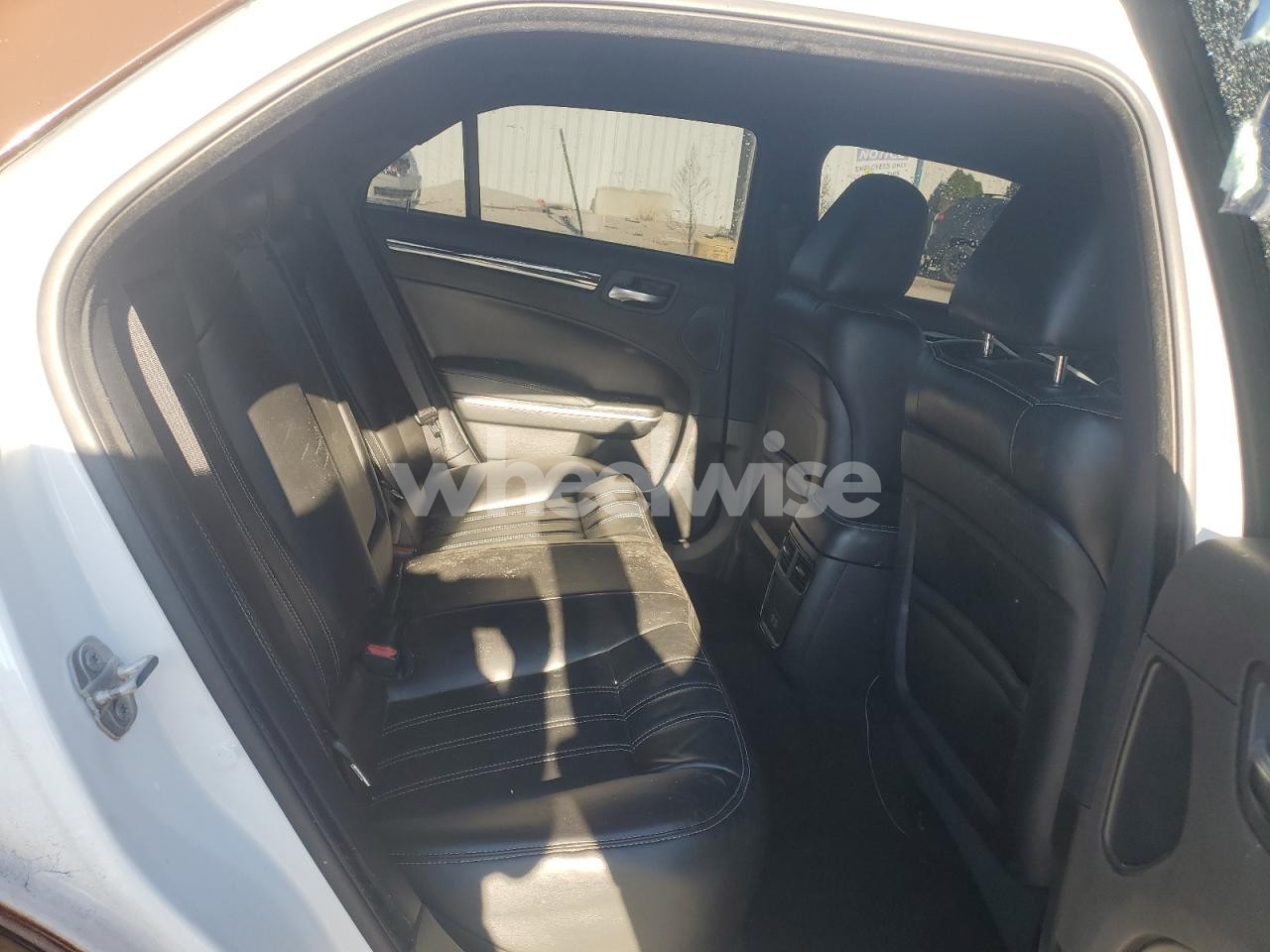 Photo 10 of 2022 CHRYSLER 300 S (VIN 2C3CCABT3NH190871)