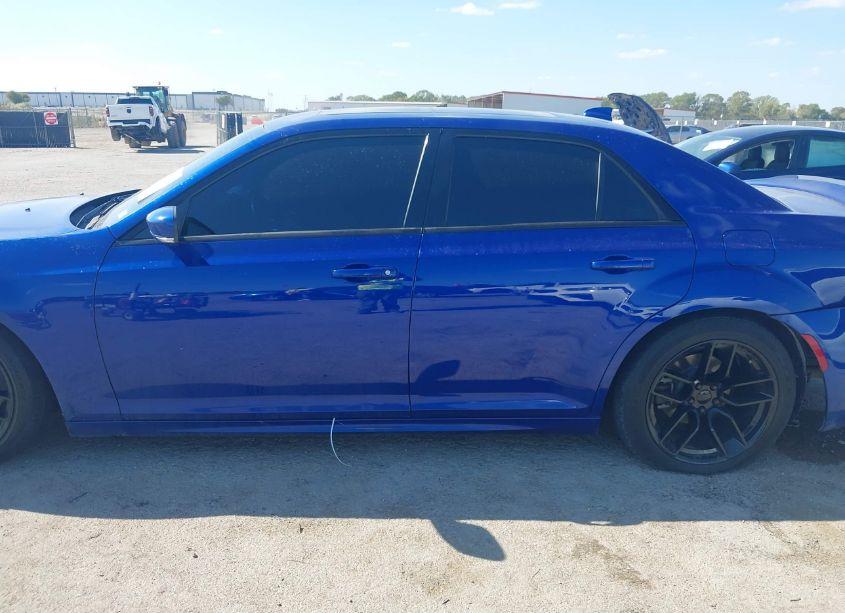 Photo 14 of 2019 Chrysler 300 300S (VIN 2C3CCABT5KH679428)