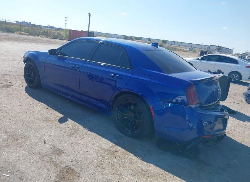 Photo 3 of 2019 Chrysler 300 300S (VIN 2C3CCABT5KH679428)