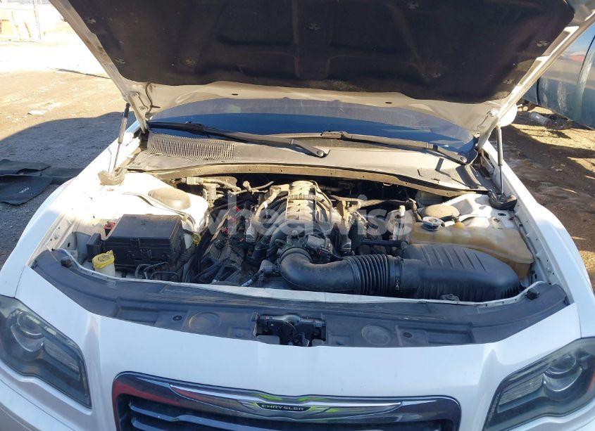 Photo 10 of 2014 Chrysler 300 (VIN 2C3CCABT6EH256829)