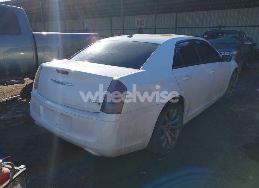 Photo 4 of 2014 Chrysler 300 (VIN 2C3CCABT6EH256829)