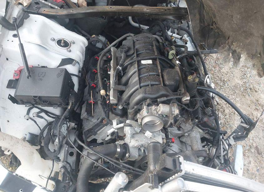 Photo 10 of 2015 Chrysler 300 300S (VIN 2C3CCABT7FH743412)