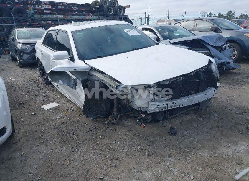 2020 Chrysler 300 300S (VIN 2C3CCABT7LH145901) main photo