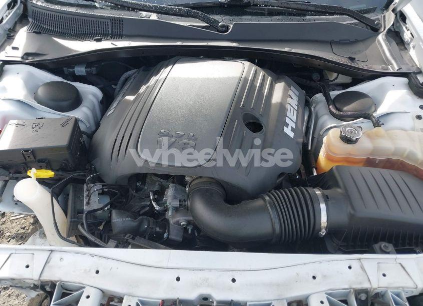 Photo 10 of 2020 Chrysler 300 300S (VIN 2C3CCABT7LH145901)