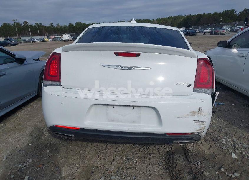 Photo 16 of 2020 Chrysler 300 300S (VIN 2C3CCABT7LH145901)