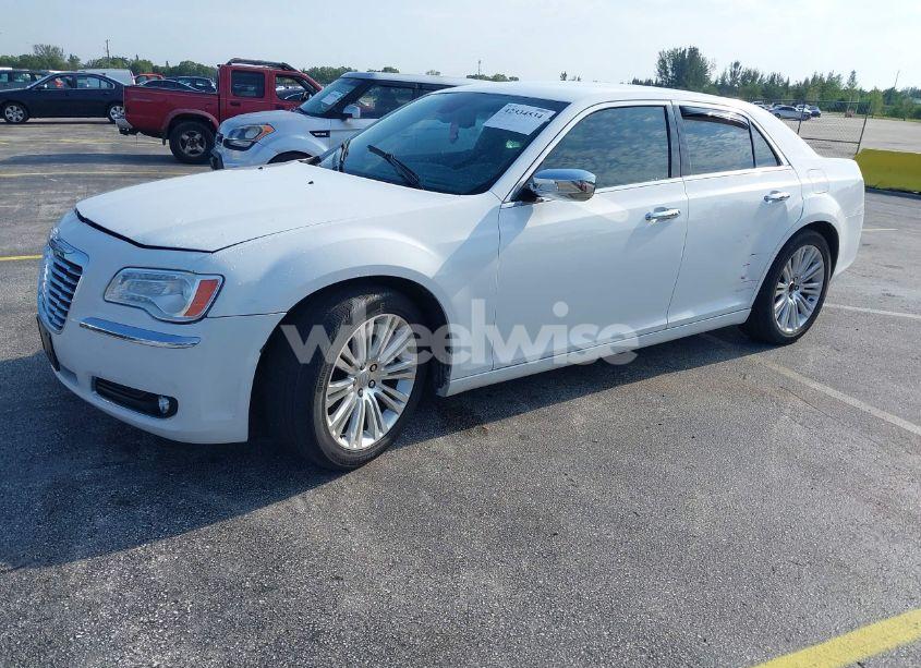 Photo 2 of 2012 Chrysler 300 LIMITED (VIN 2C3CCACG0CH136877)