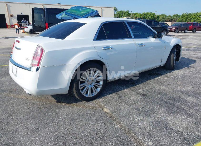 Photo 4 of 2012 Chrysler 300 LIMITED (VIN 2C3CCACG0CH136877)