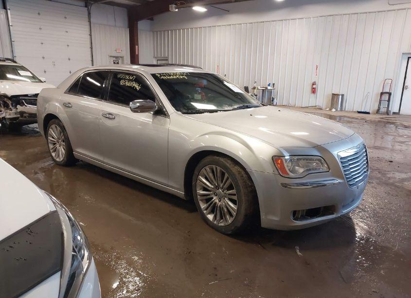 2012 Chrysler 300 LIMITED (VIN 2C3CCACG0CH184069) main photo