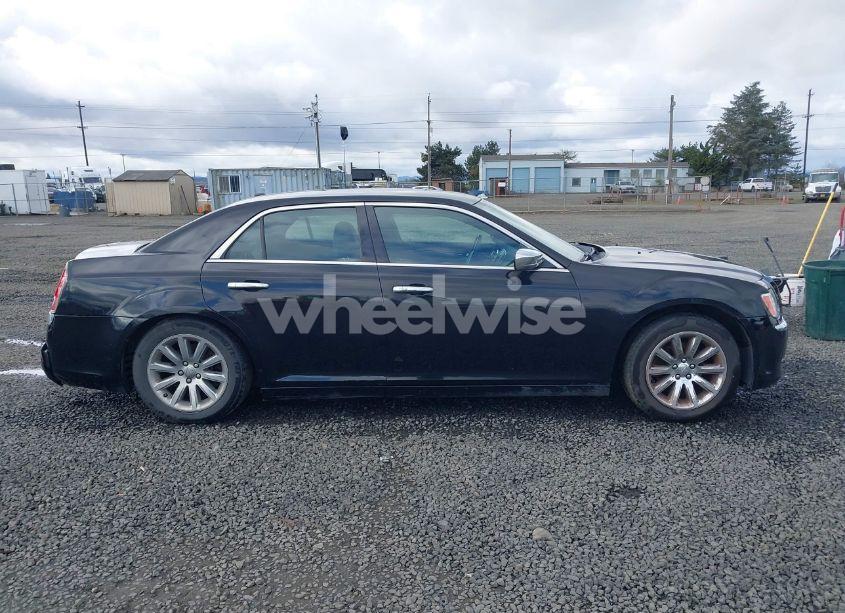 Photo 13 of 2012 Chrysler 300 LIMITED (VIN 2C3CCACG0CH263449)