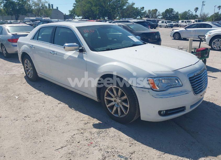 2012 Chrysler 300 LIMITED (VIN 2C3CCACG1CH155034) main photo